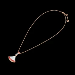 Divas’ Dream Necklace