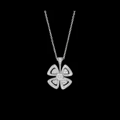 Fiorever Necklace