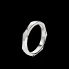 Infinito Wedding Band